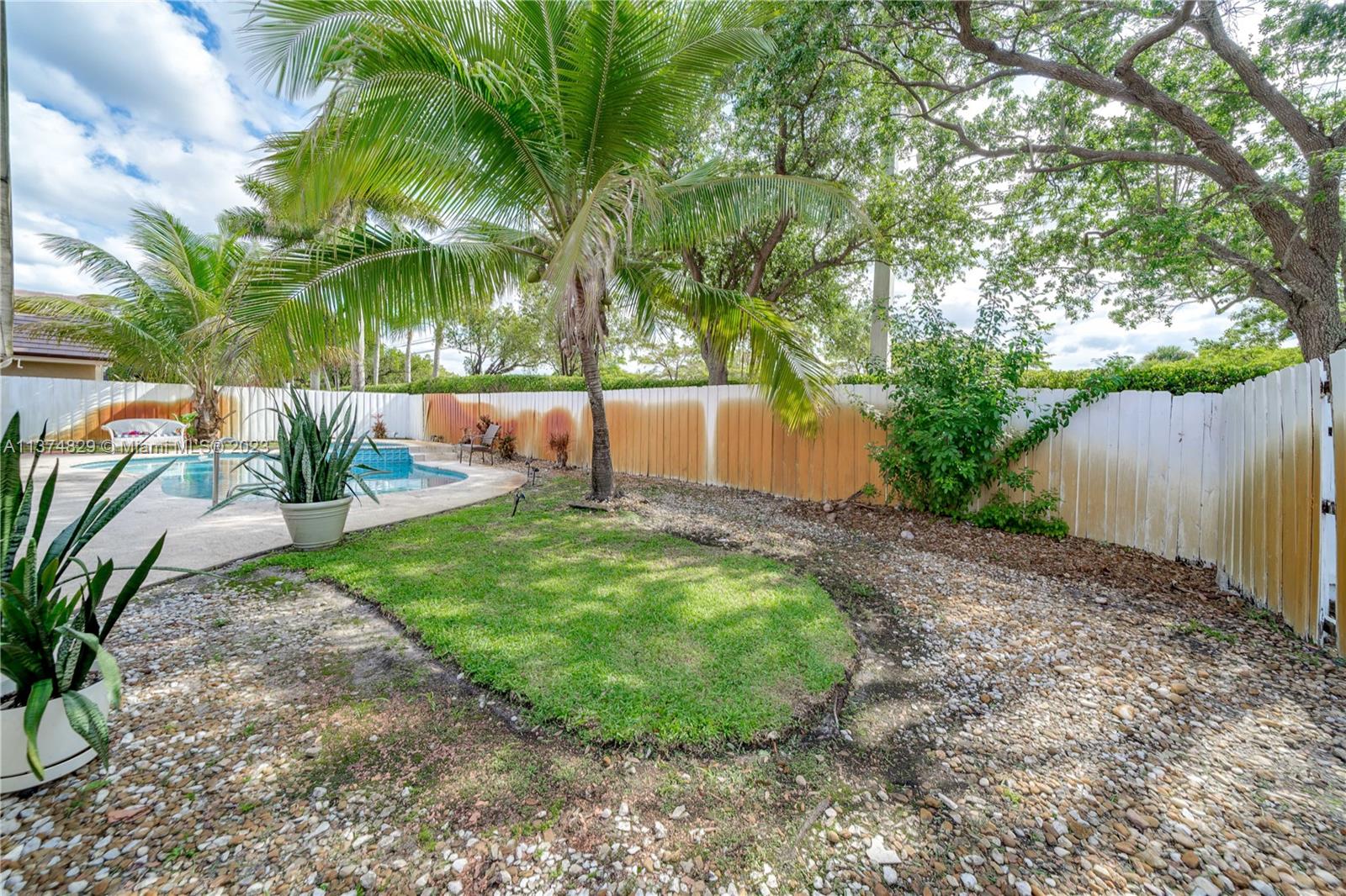 Listing Photo 28