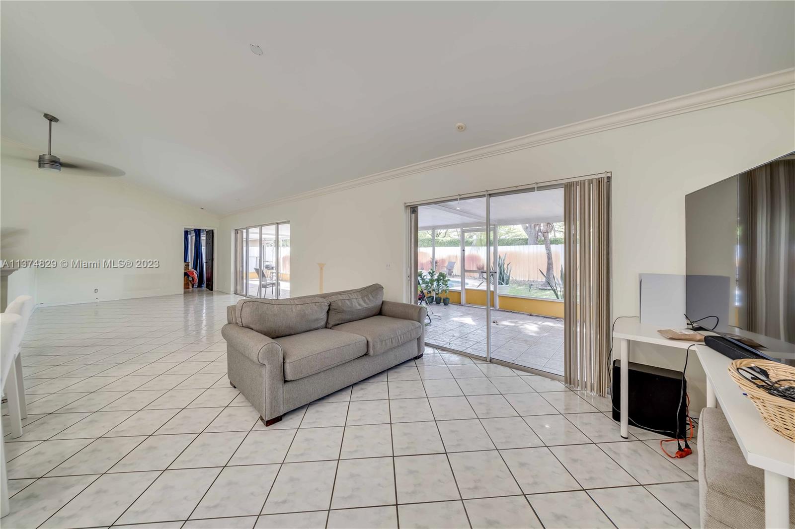 Listing Photo 8