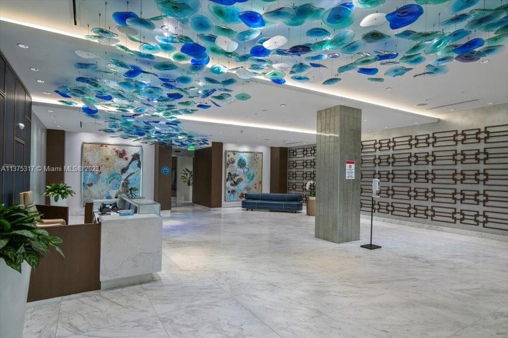 Photo 2 of Bal Harbour 101 Condo Apt 408 in Bal Harbour - MLS A11375317