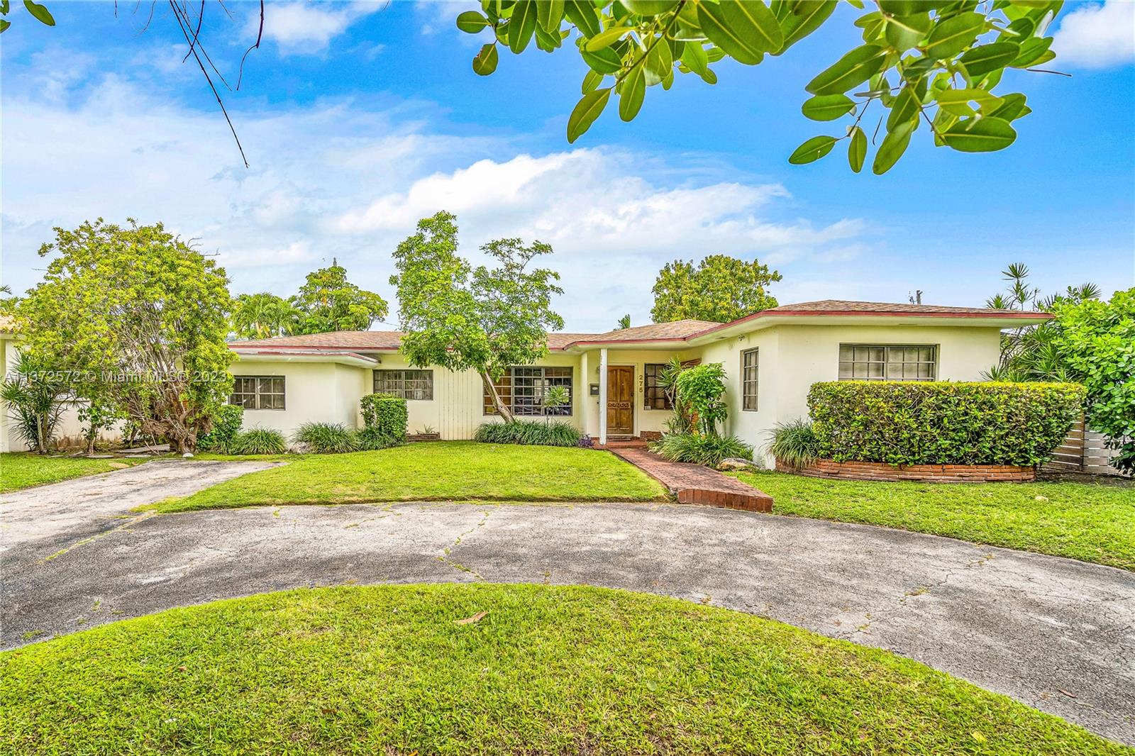 275 Fairway Dr, Miami Beach, FL 33141