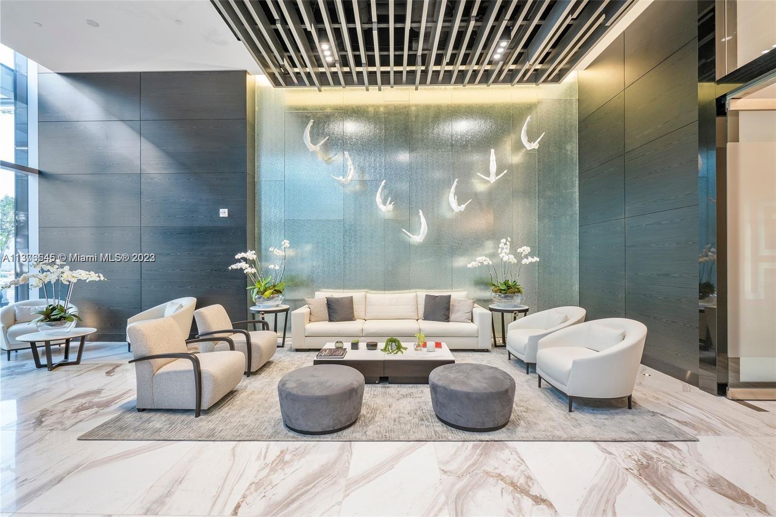 Photo 2 of Paramount Miami Worldcenter Apt 3902 in Miami - MLS A11373545