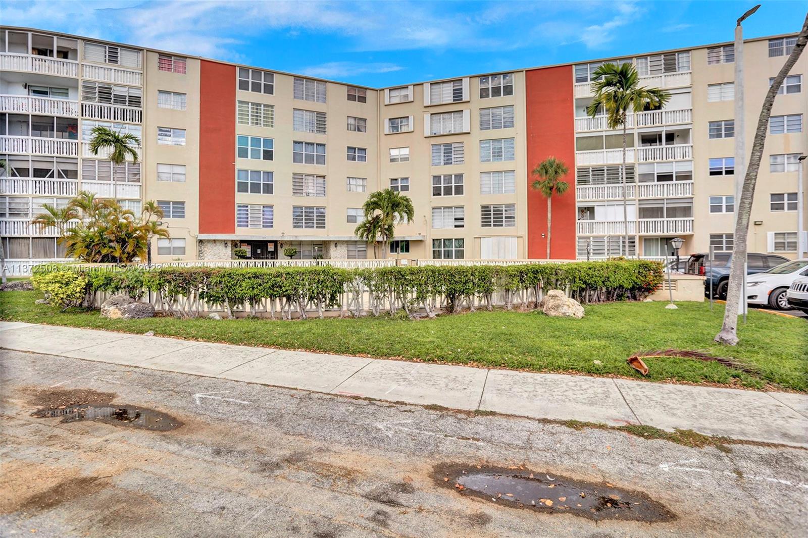 6 story condo located in North Miami