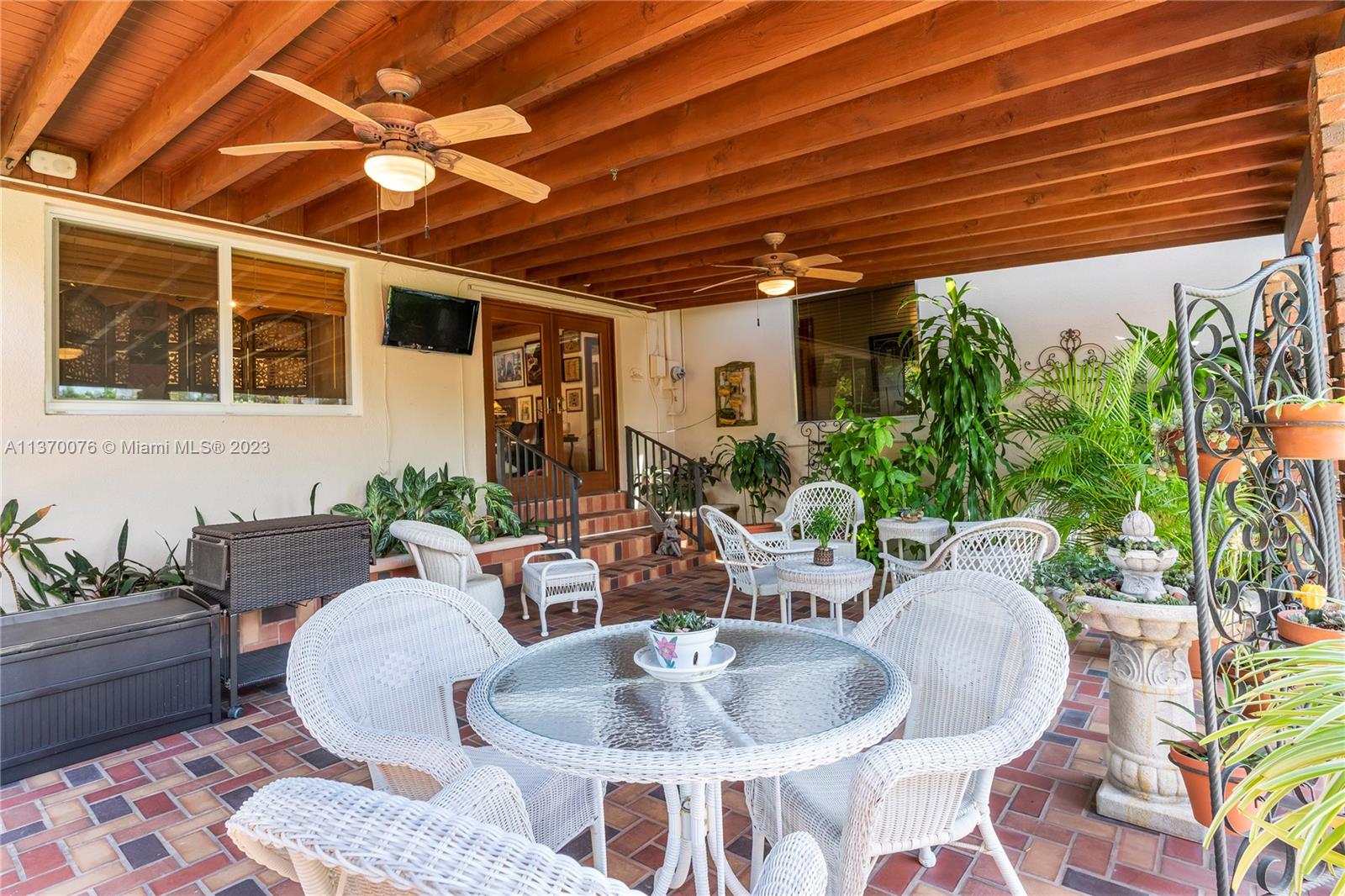 Screened patio