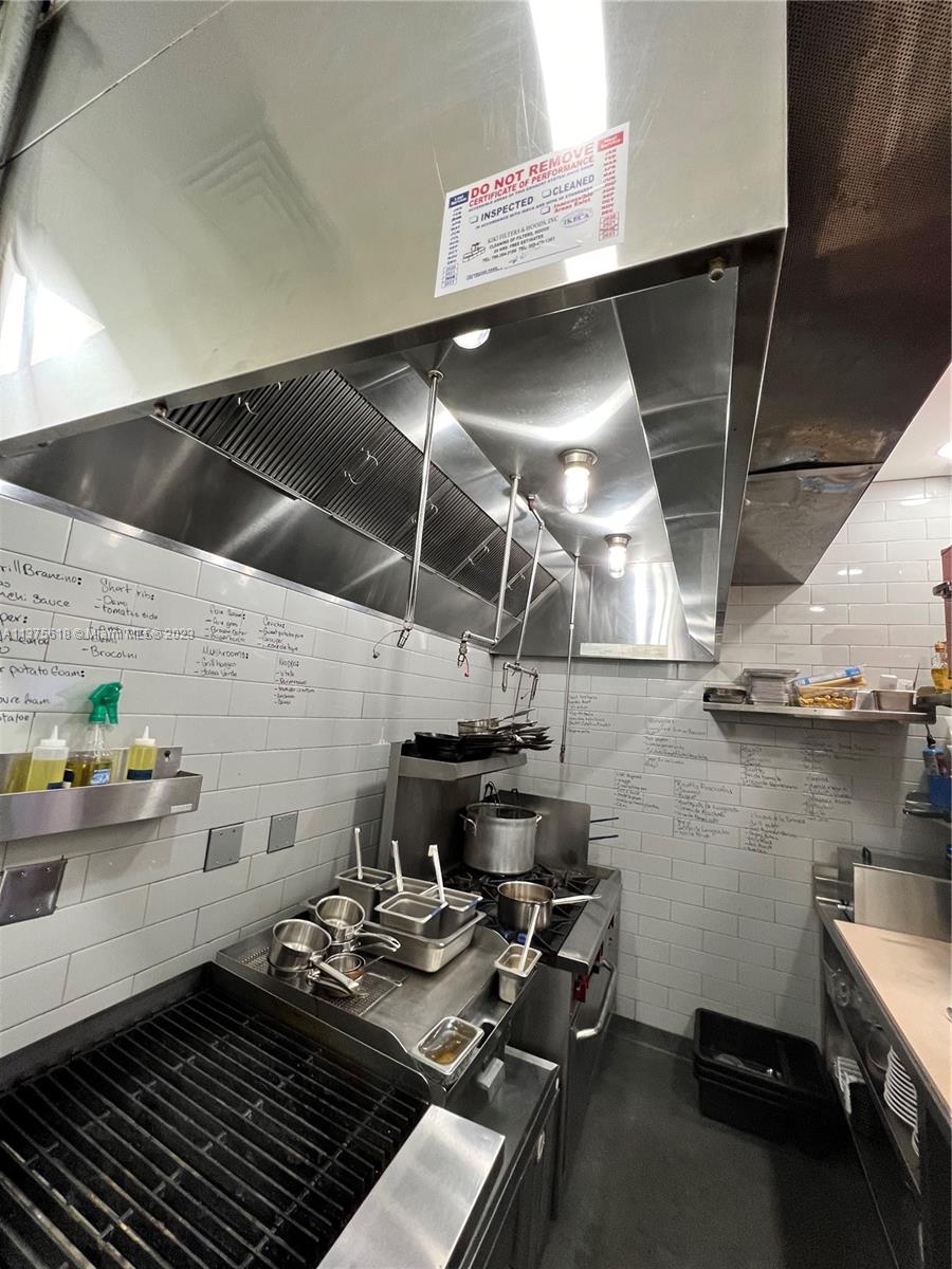 271 Miracle Mile