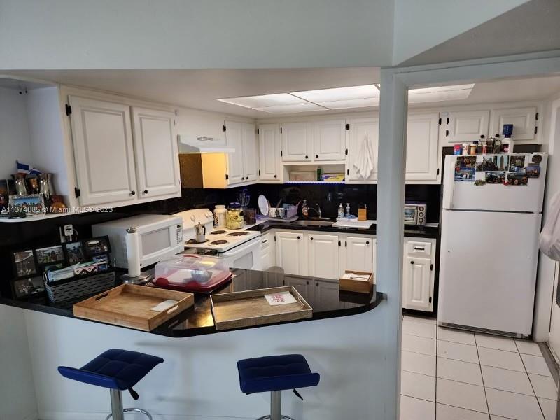 Undisclosed For Sale A11374085, FL