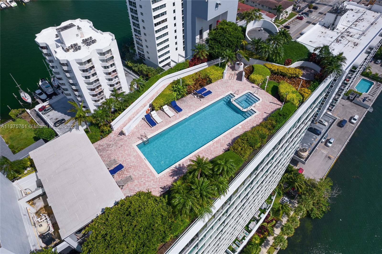Photo 2 of Space 01 Condo Apt 901 in North Bay Village - MLS A11375761
