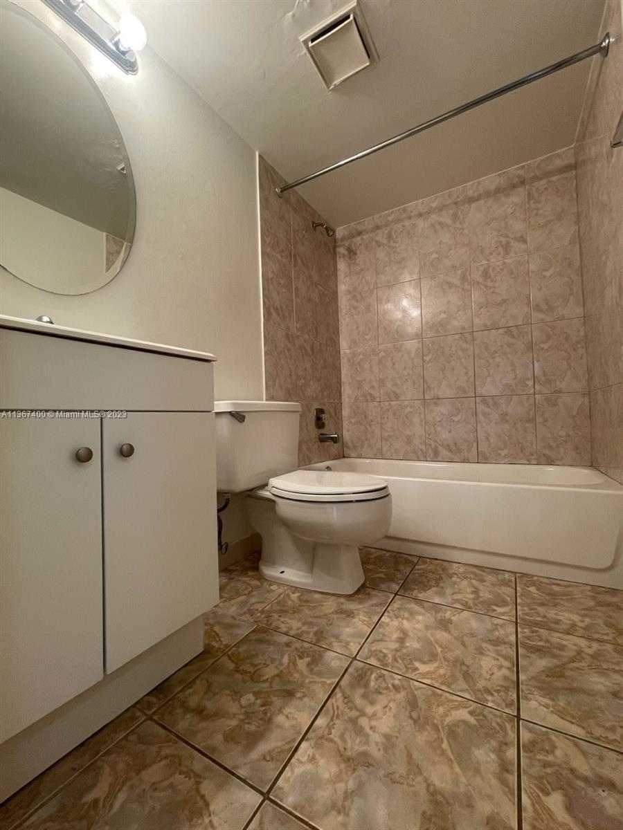 2nd Bathroom