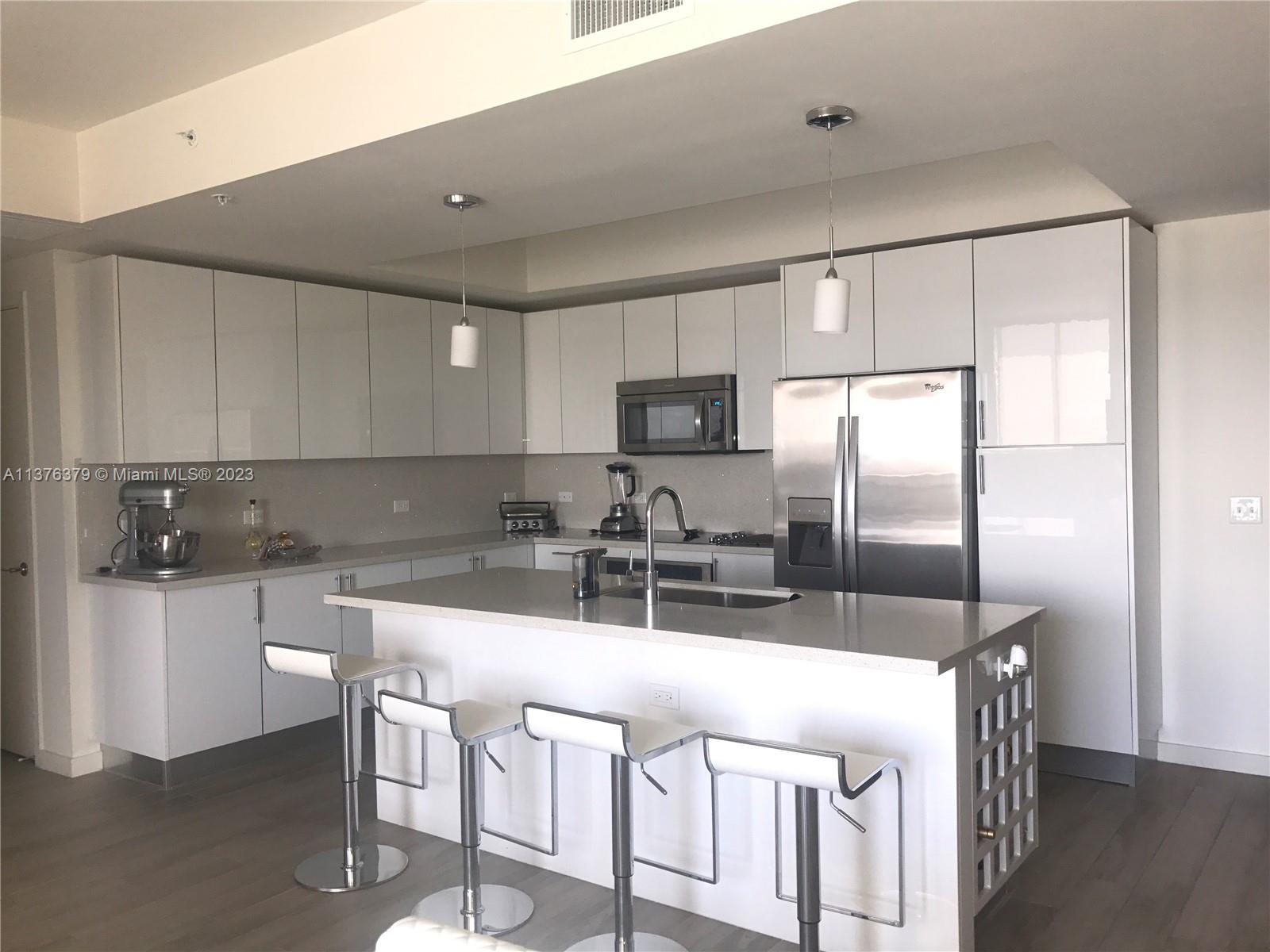 999 SW 1st Ave 2806, Miami, FL 33130