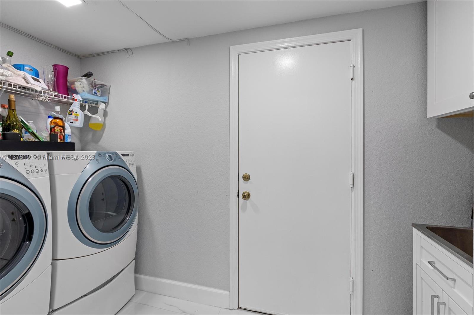 Large indoor laundry room