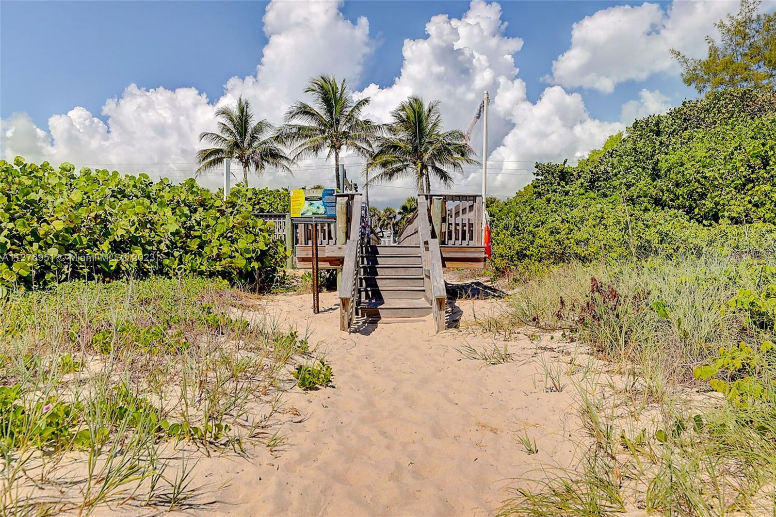 PRIVATE DEEDED BEACH