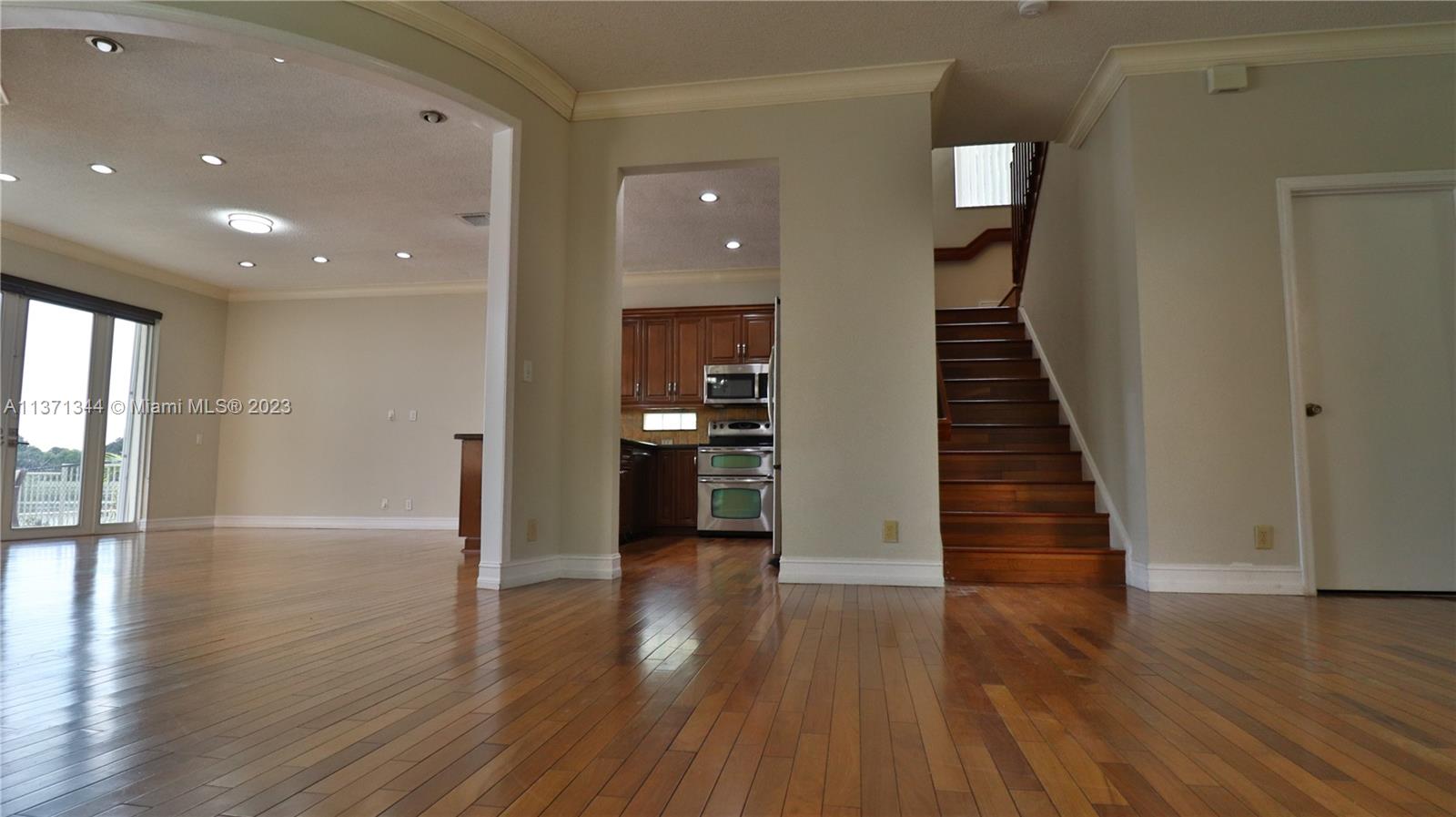 Listing Photo 43