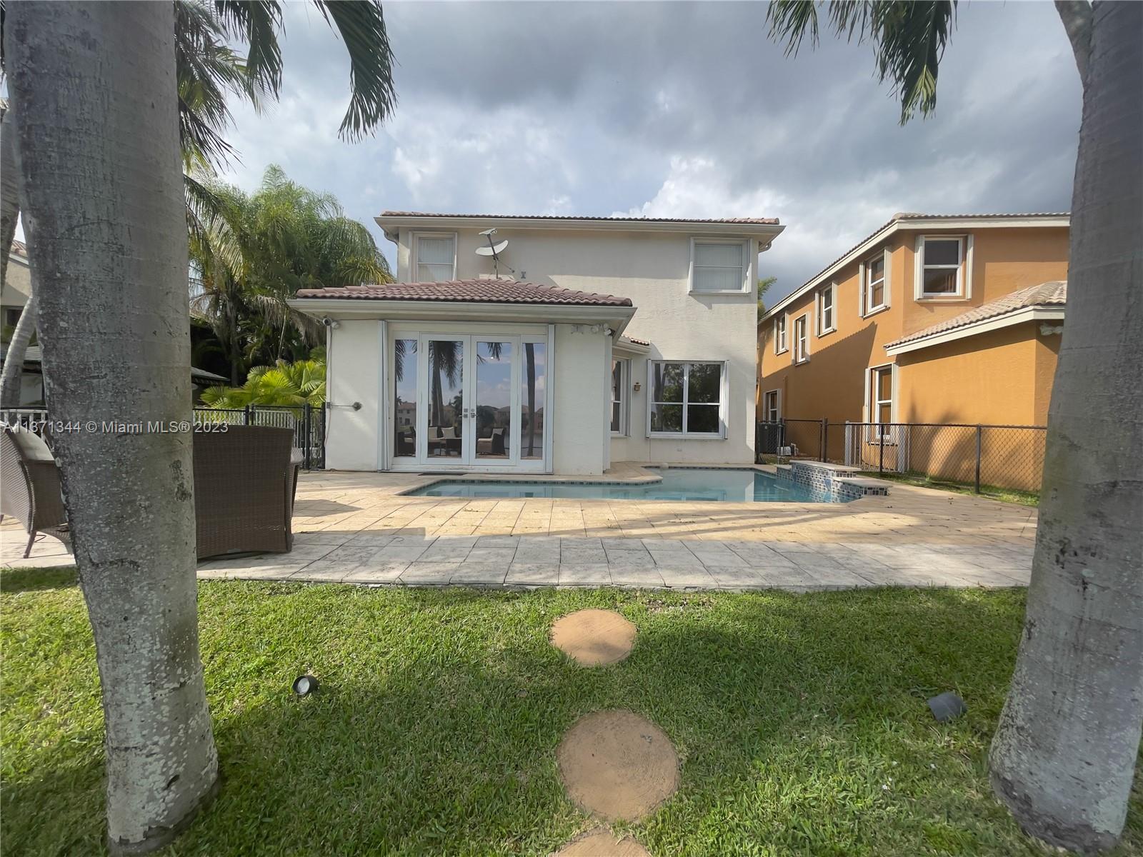 Listing Photo 6