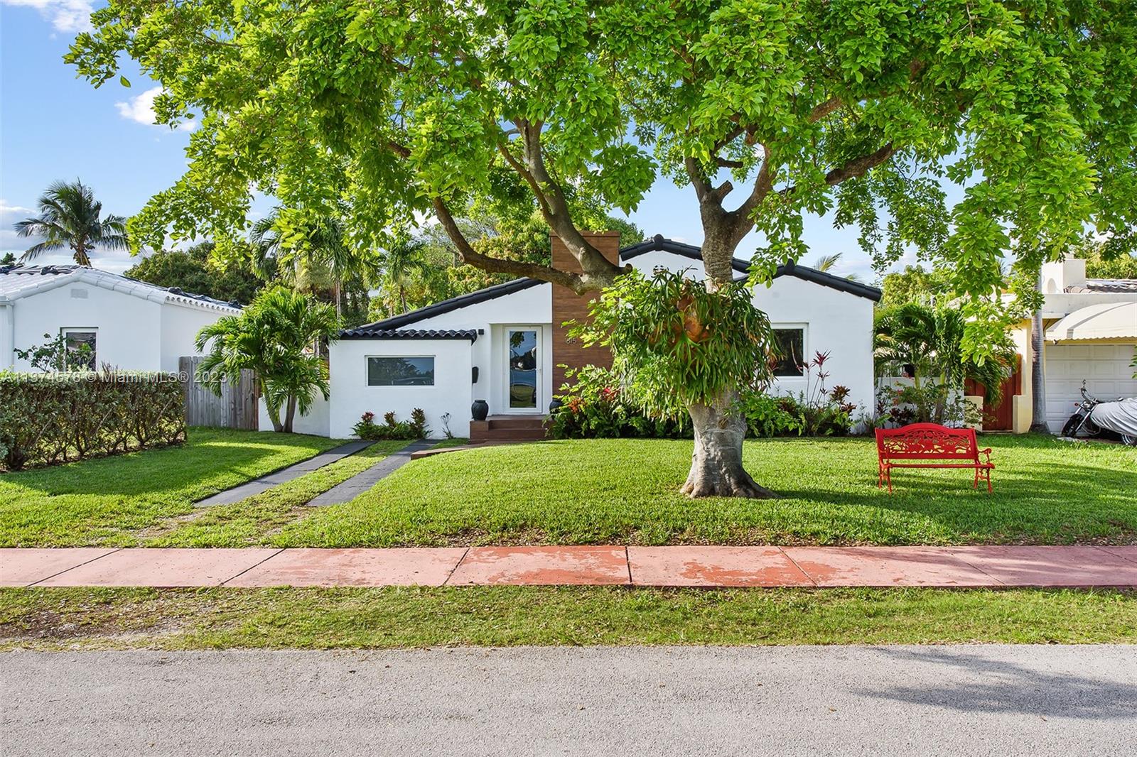 Listing Photo 25