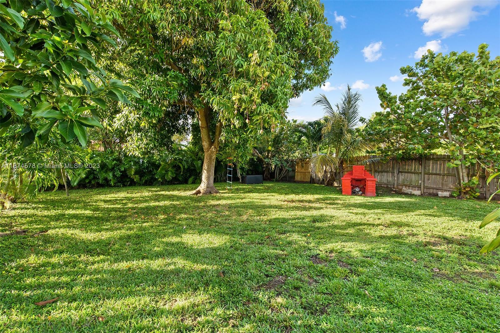 Listing Photo 28