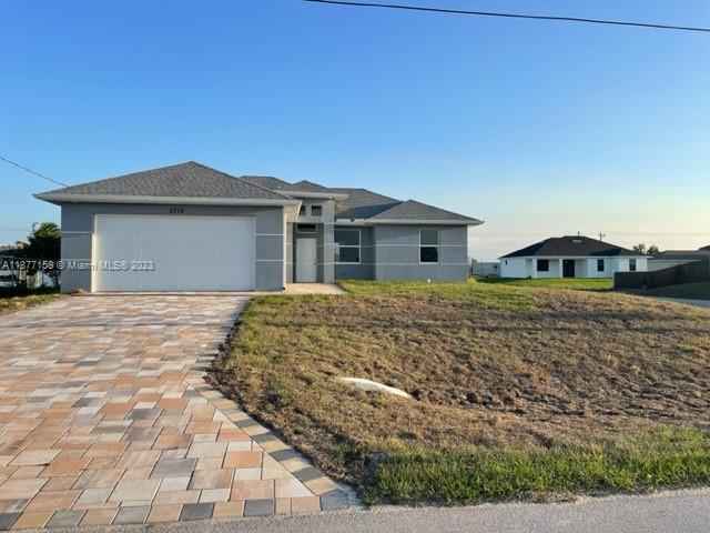 Listing Photo 0