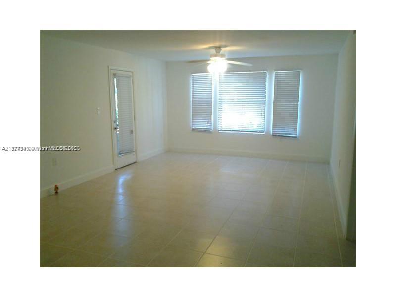 LIVING ROOM & DINING ROOM