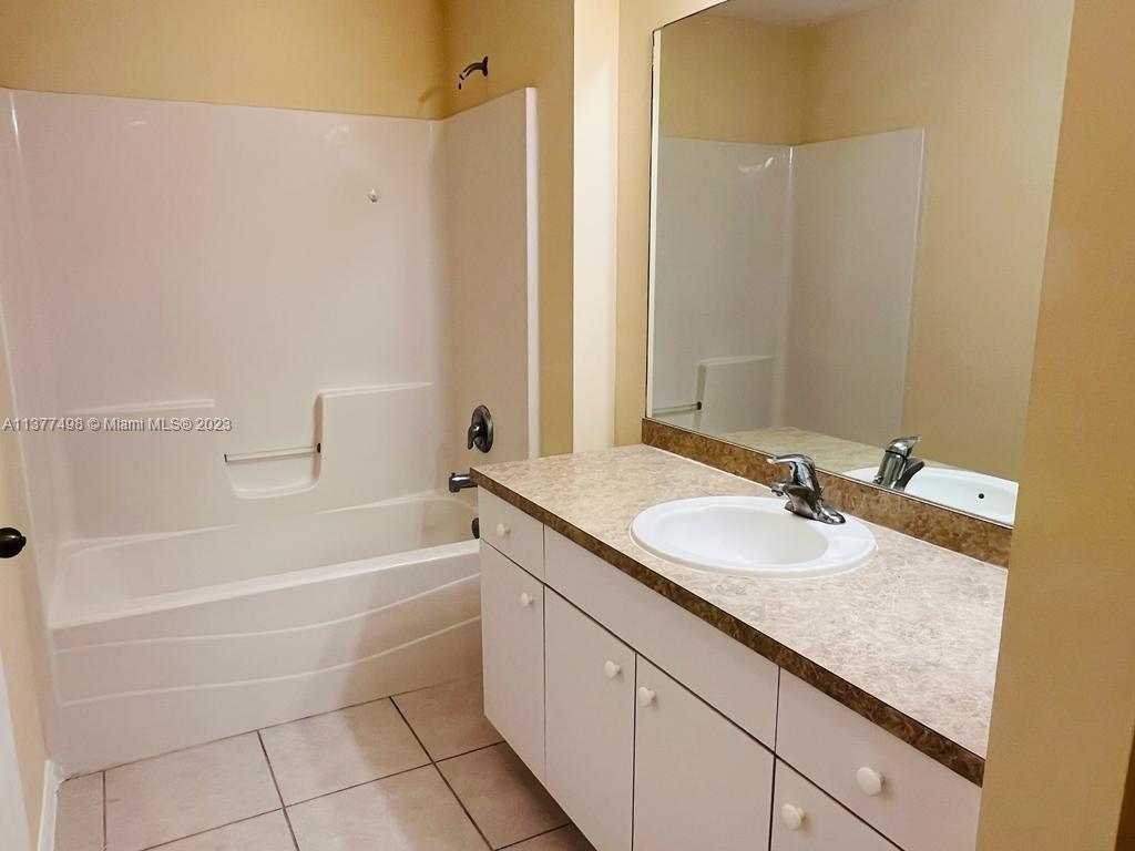 Listing Photo 24
