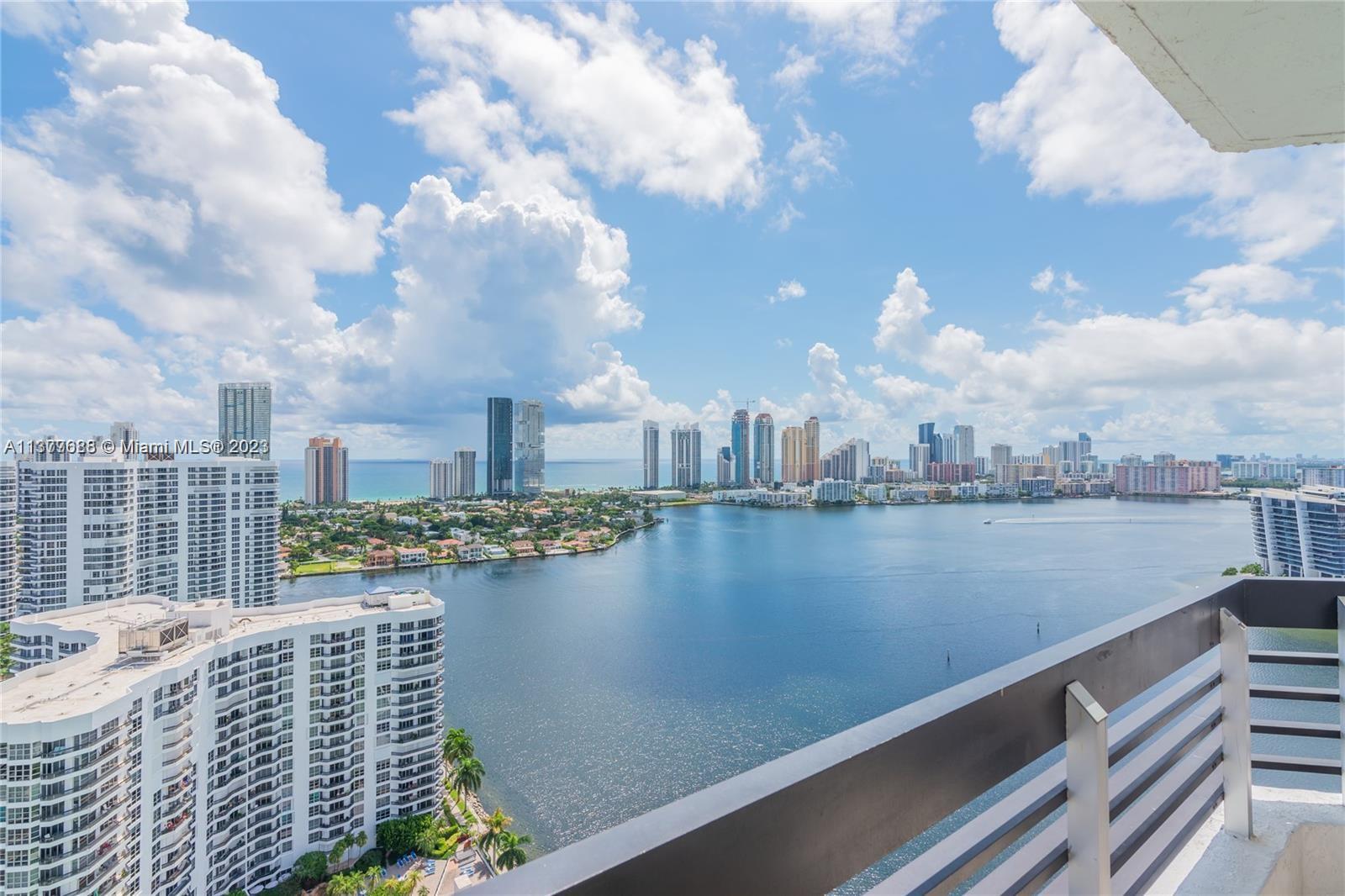 3530  Mystic Pointe Dr #LPH13 For Sale A11377688, FL