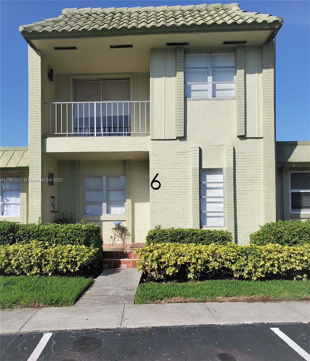 301  Bonaventure Blvd #6 For Sale A11367877, FL