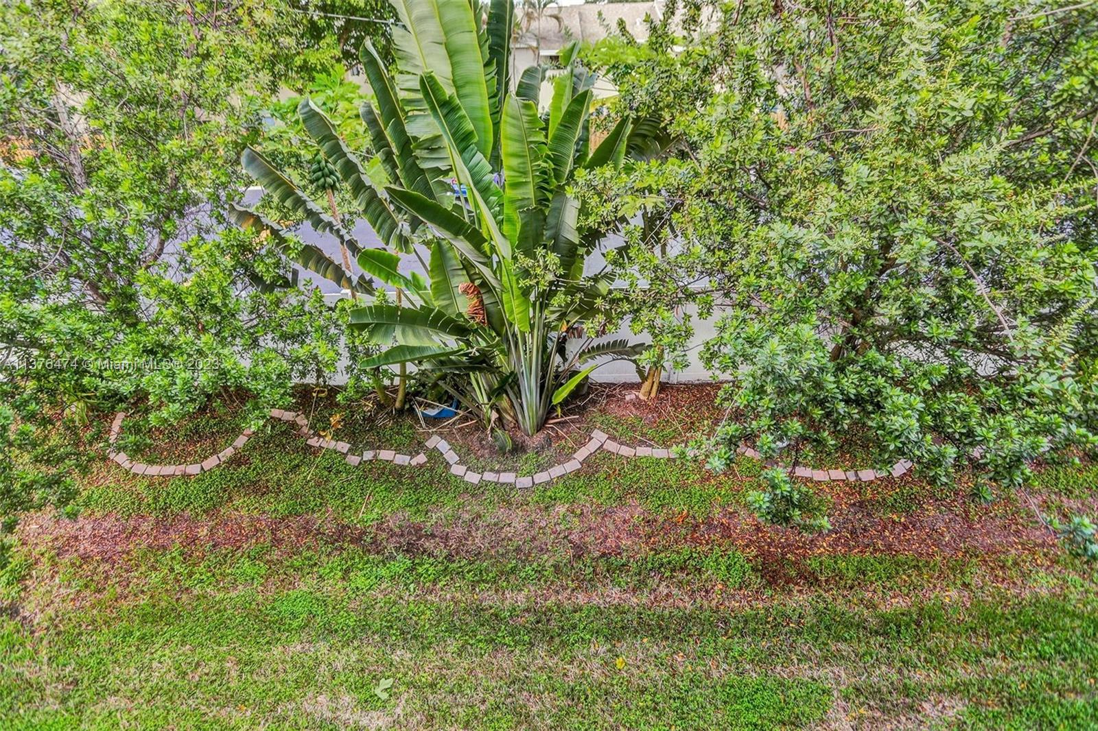 Photo 46 of 7631 Cavalia Dr in Davie - MLS A11376474