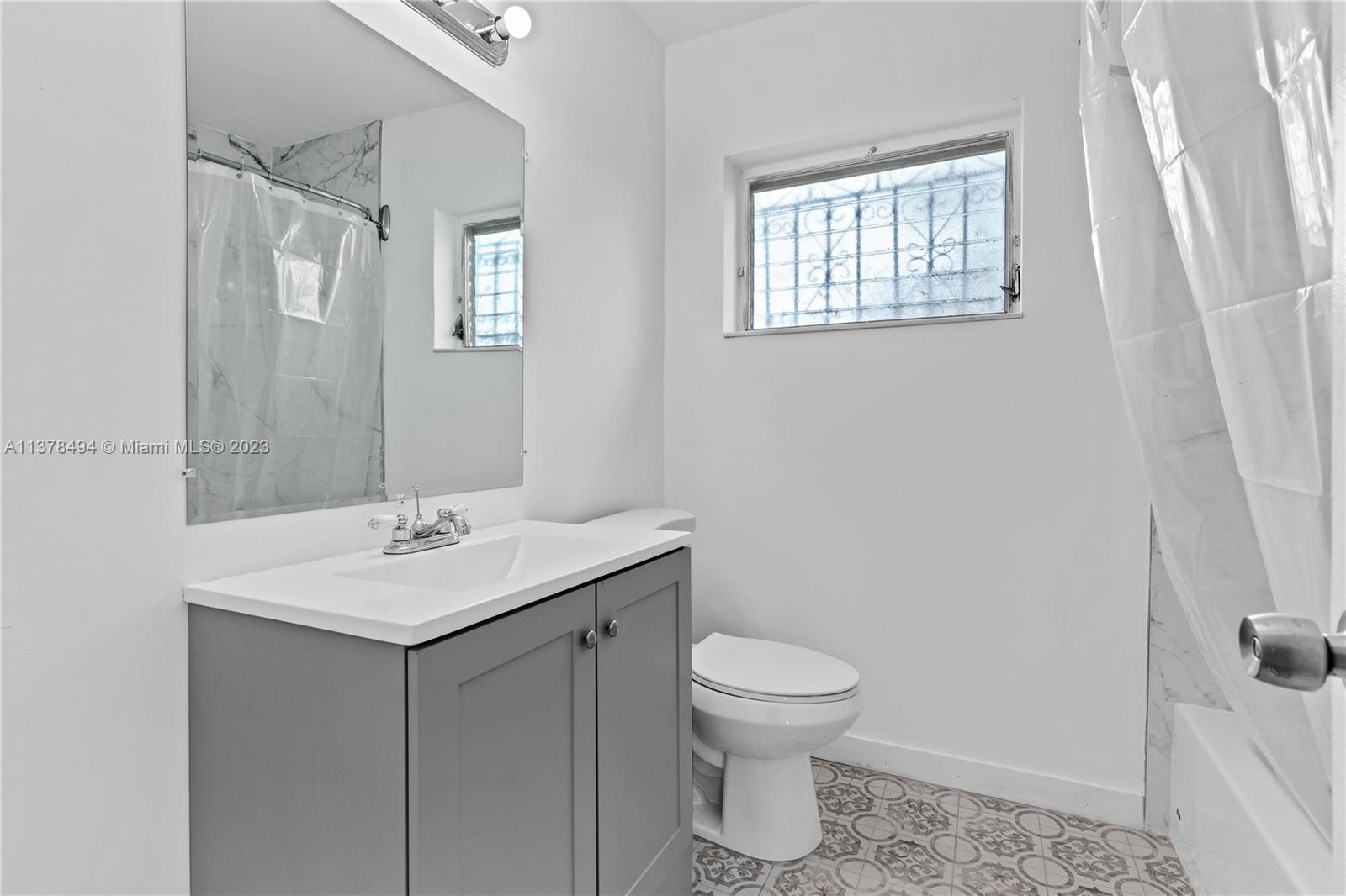 Listing Photo 15