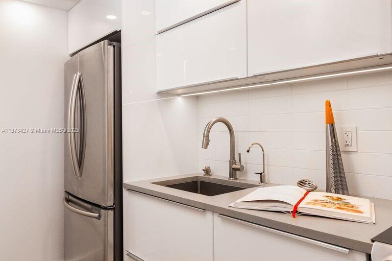 High-tech Samsung Kitchen appliances