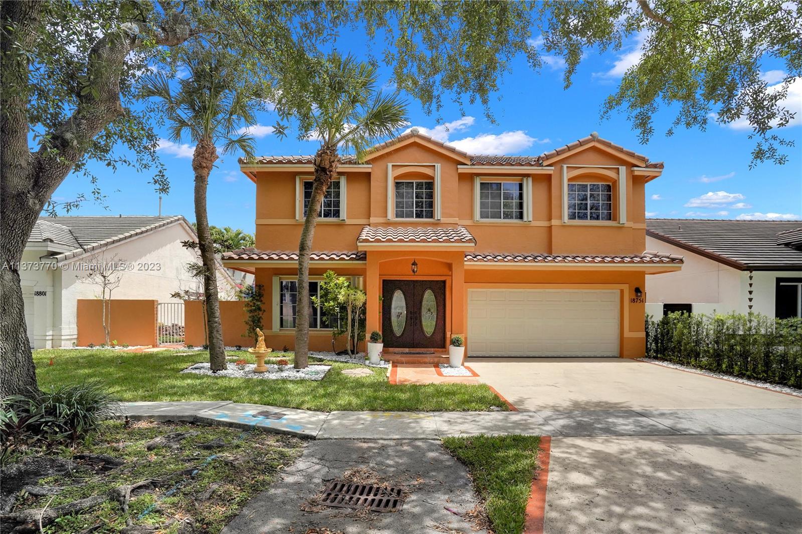 18751 NW 89th Pl, Hialeah, FL 33018
