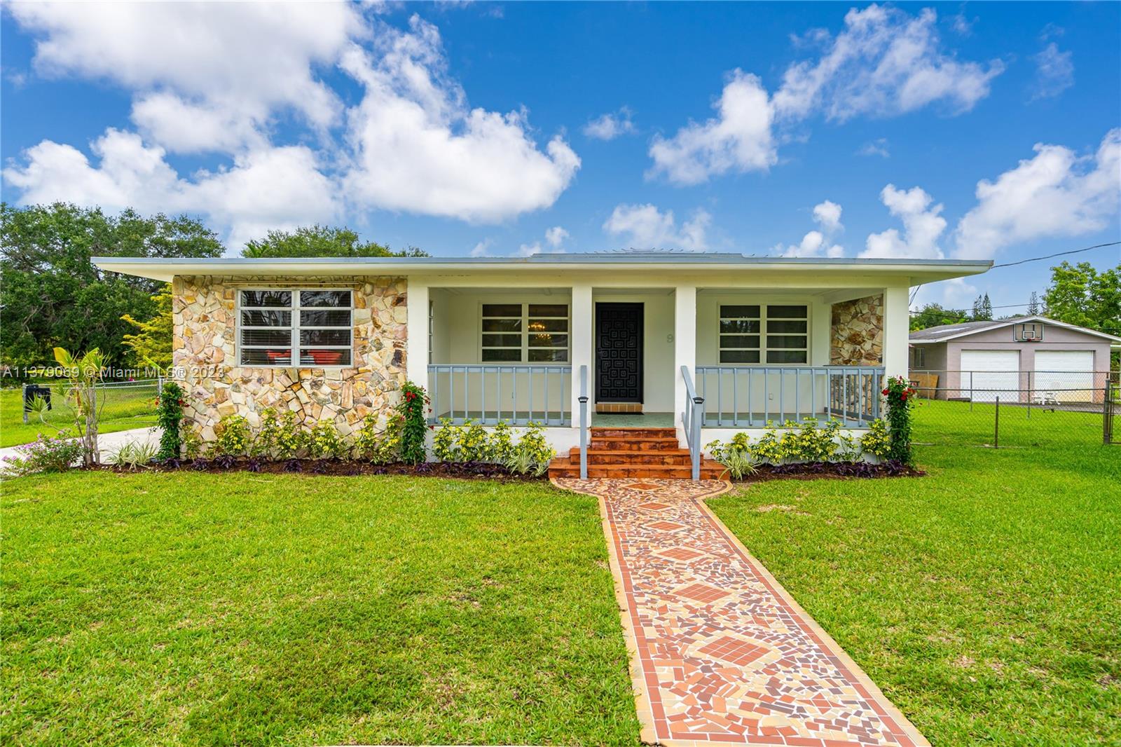 91 NE 146th St, Miami, FL 33161