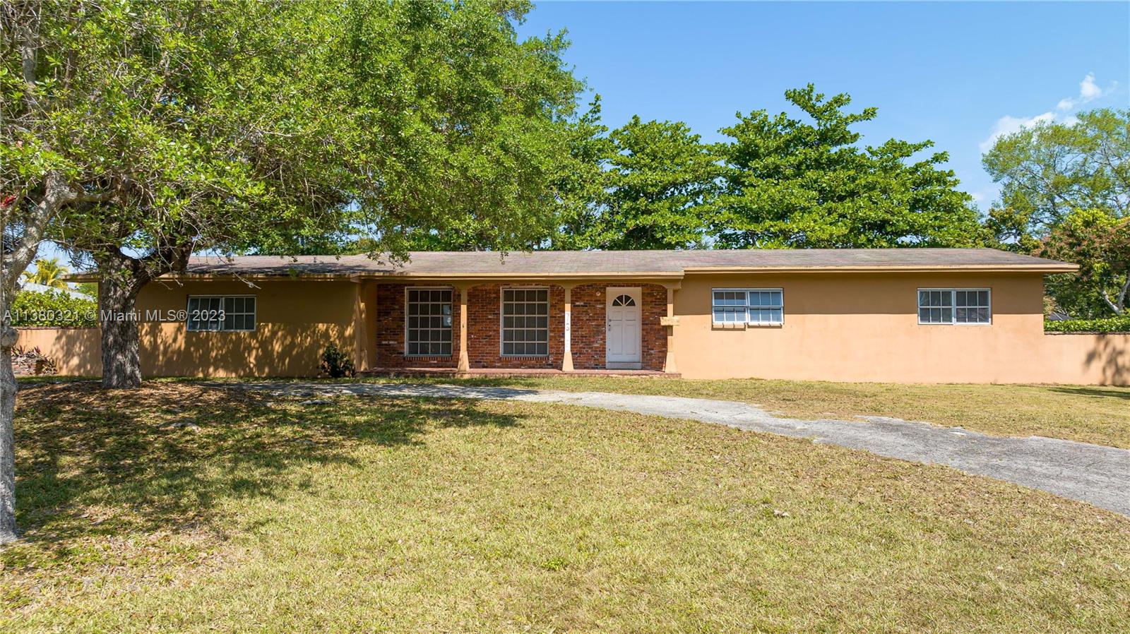 7325 SW 131 St  For Sale A11380321, FL