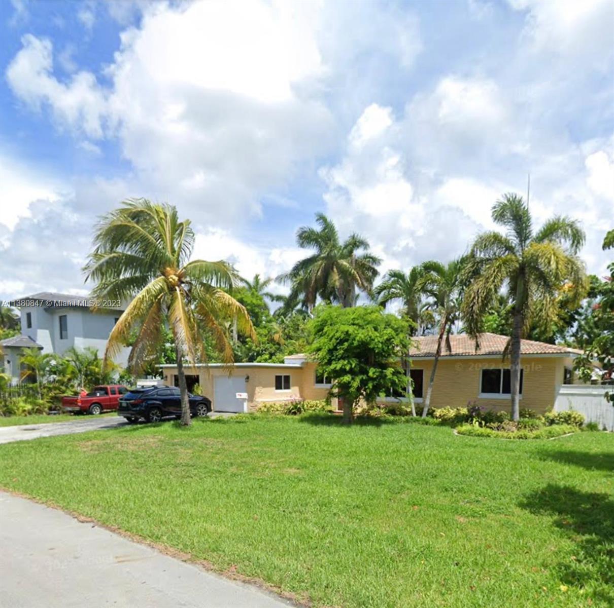 1183 NE 88TH ST, Miami, FL 33138