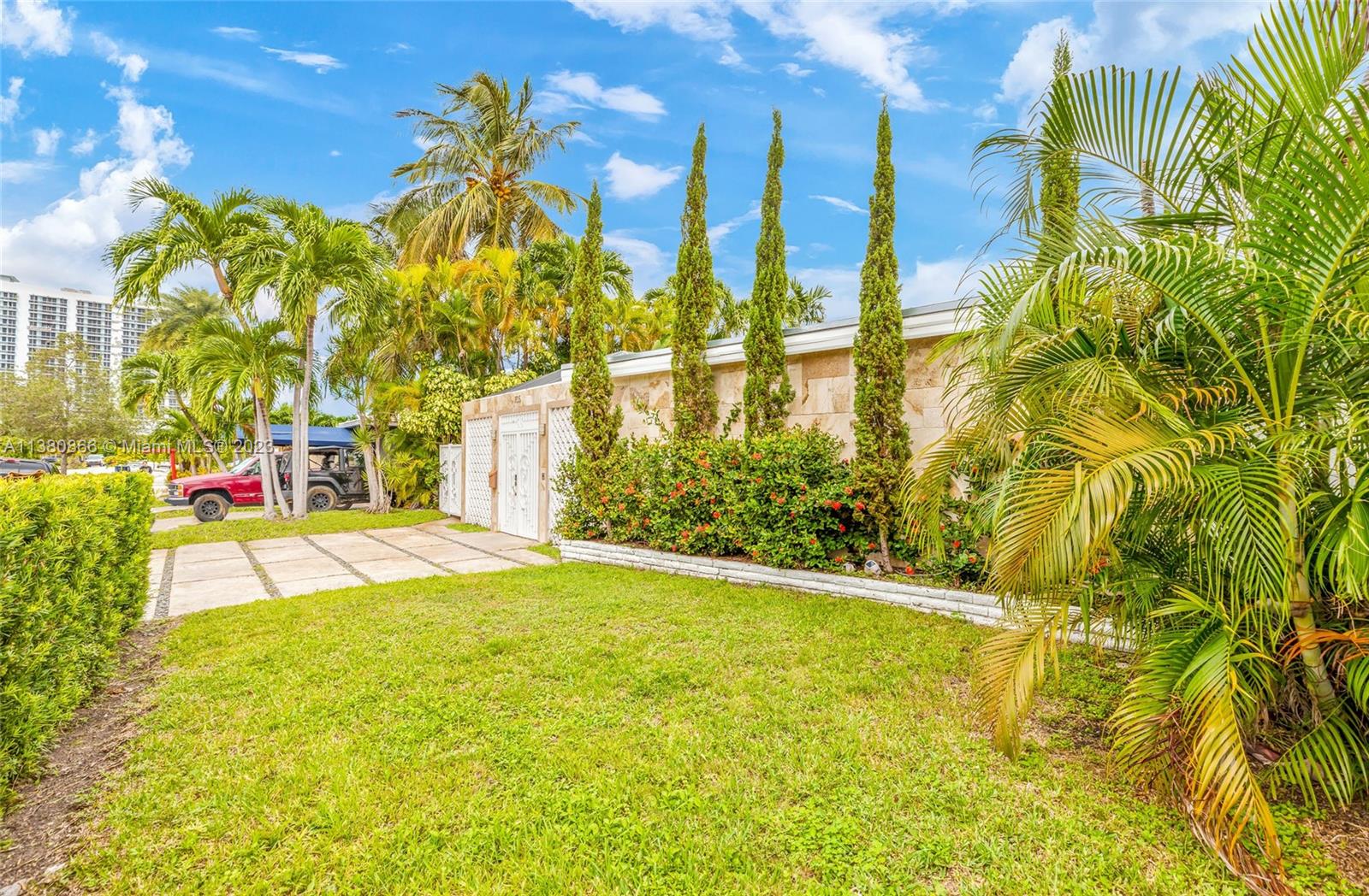 7505 Mutiny Ave, North Bay Village, FL 33141