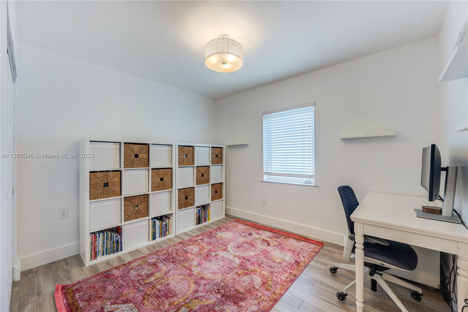 Listing Photo 18