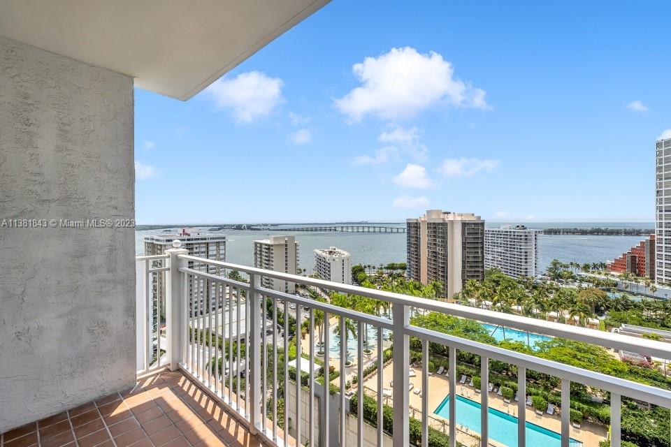 185 14 TH TER 1908, Miami, FL 33131