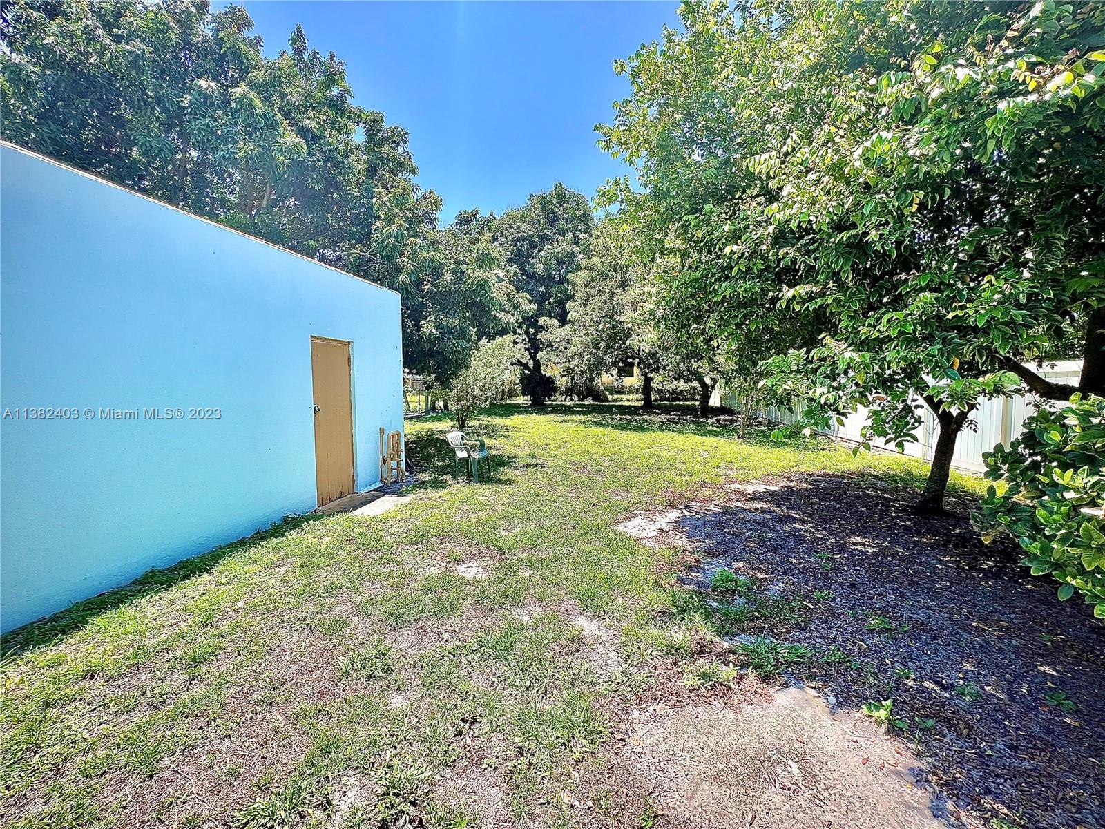 Listing Photo 16