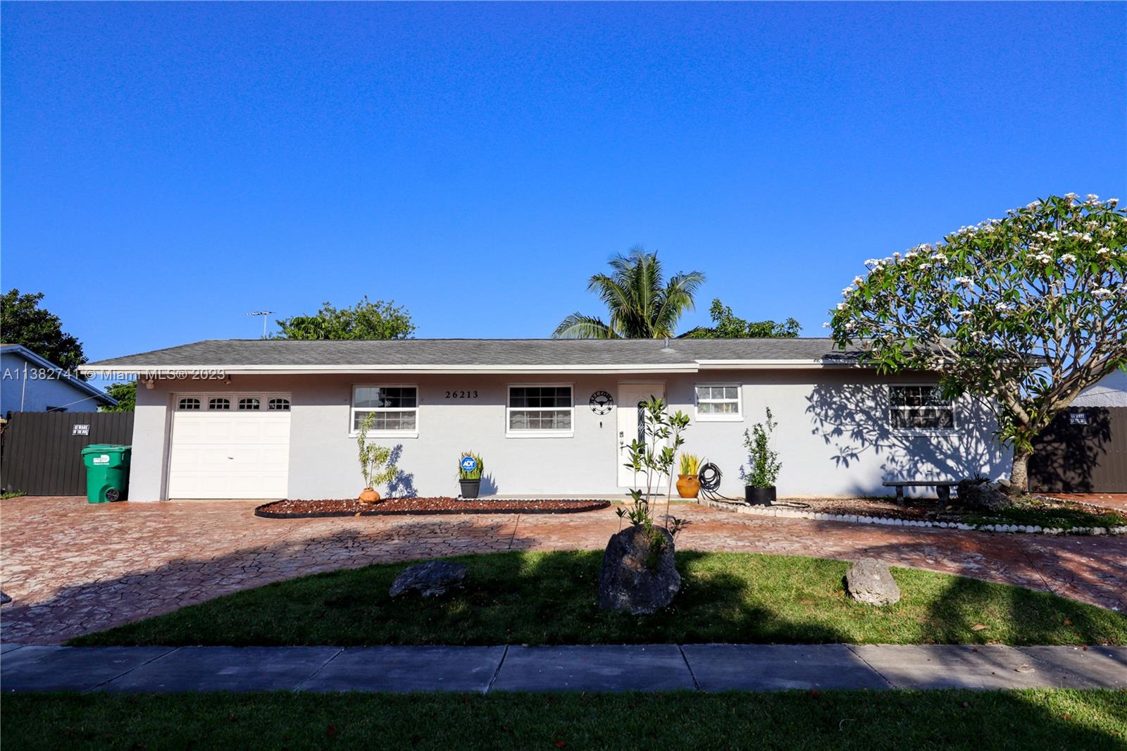 26213 SW 123rd Pl  For Sale A11382741, FL