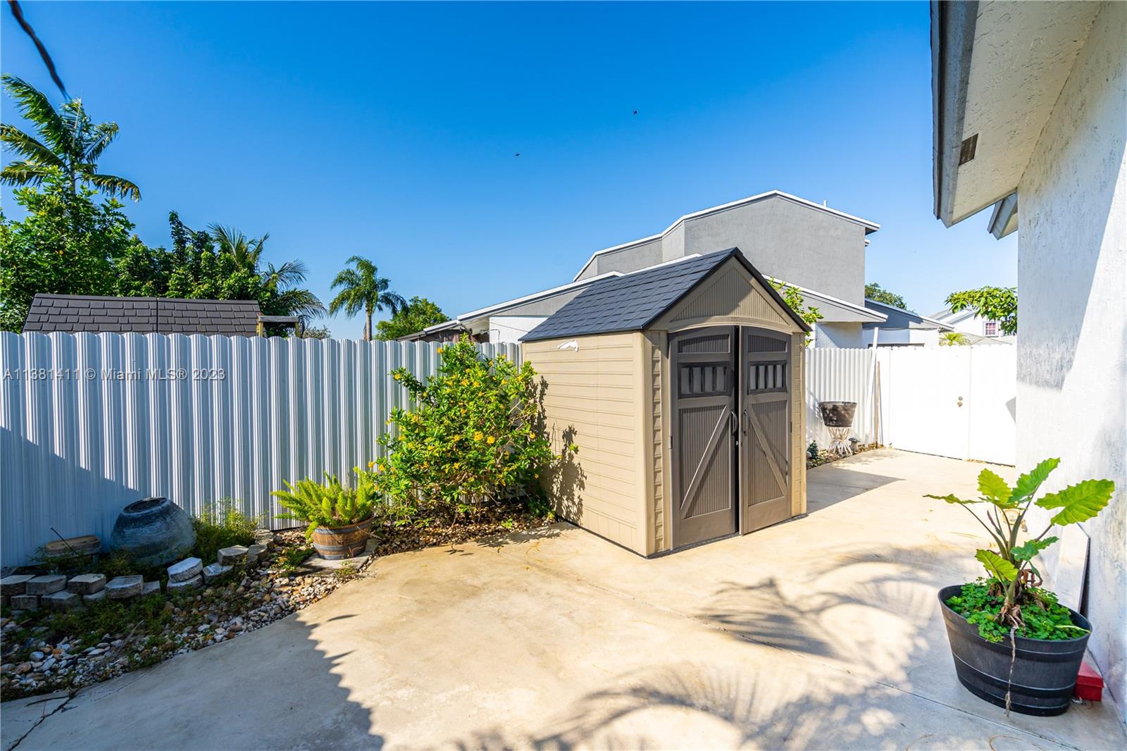 Listing Photo 6
