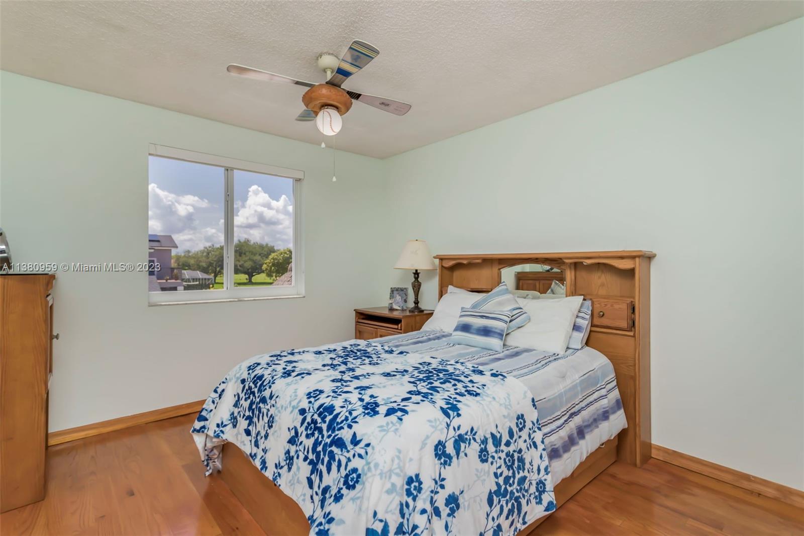 Listing Photo 21