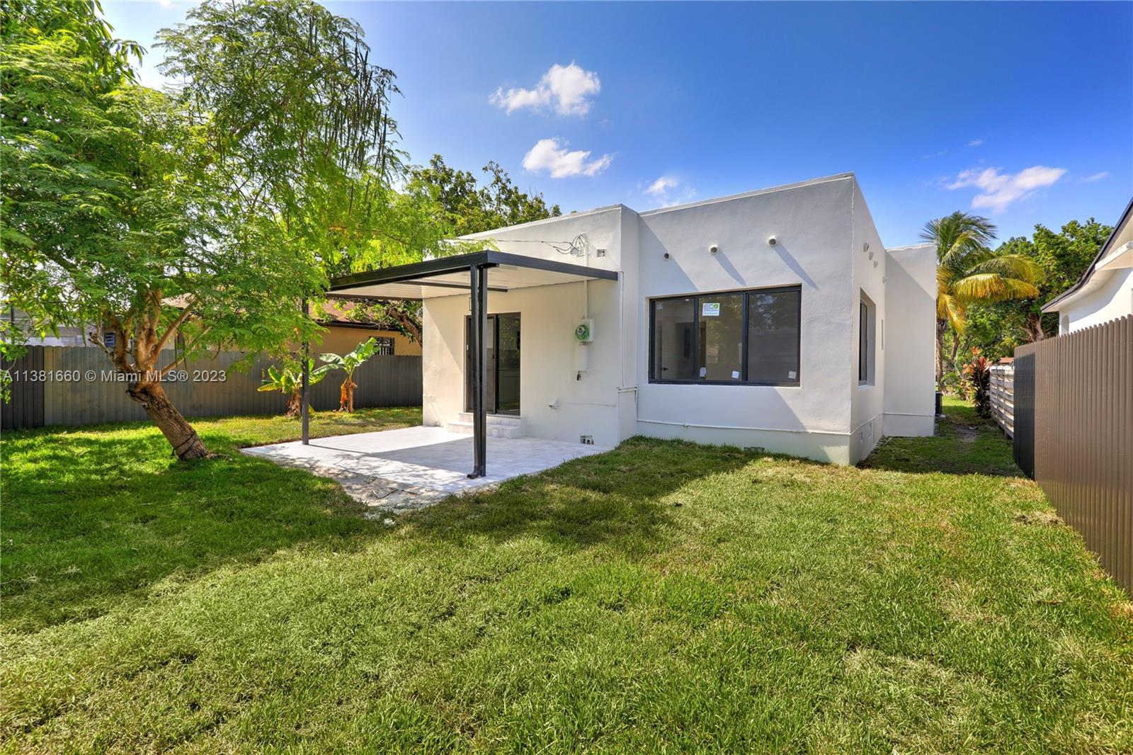Listing Photo 18