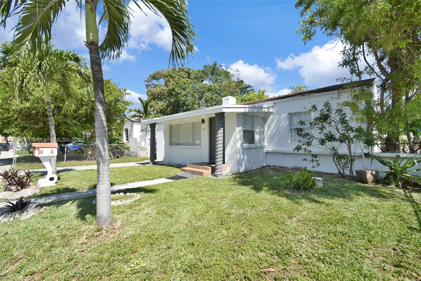 Listing Photo 13