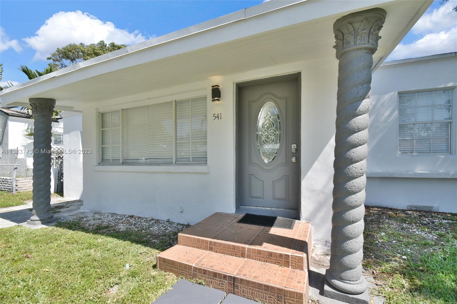Listing Photo 14