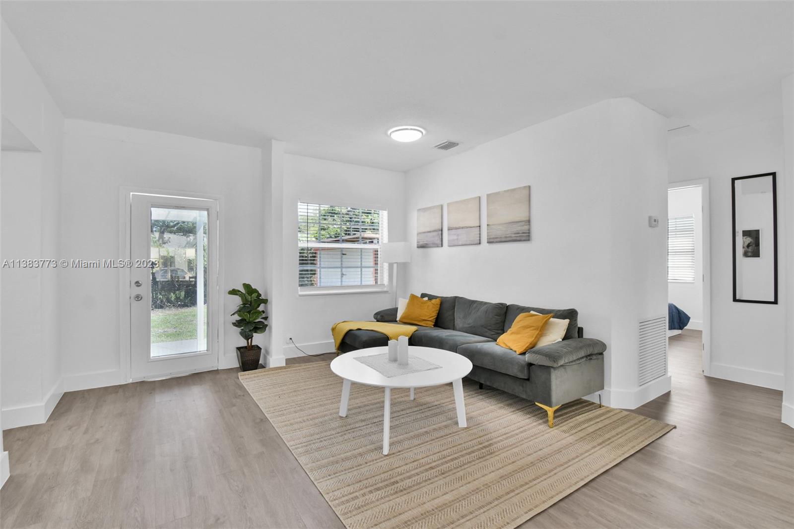 Listing Photo 22