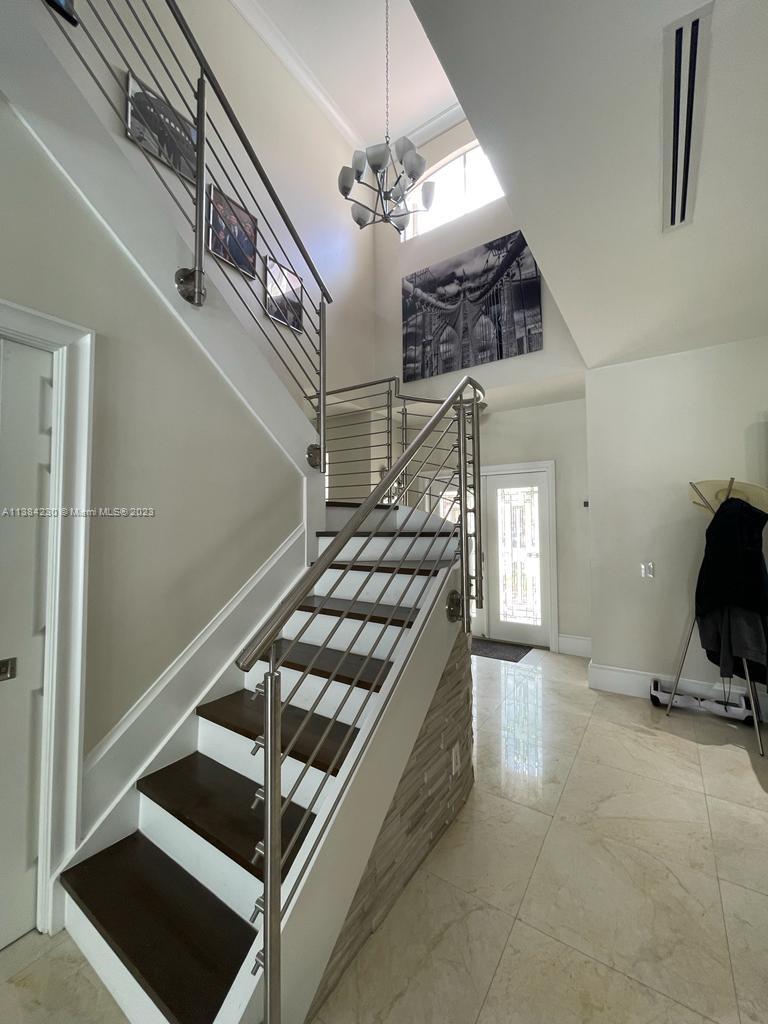 Listing Photo 14