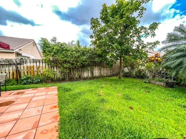 Listing Photo 16