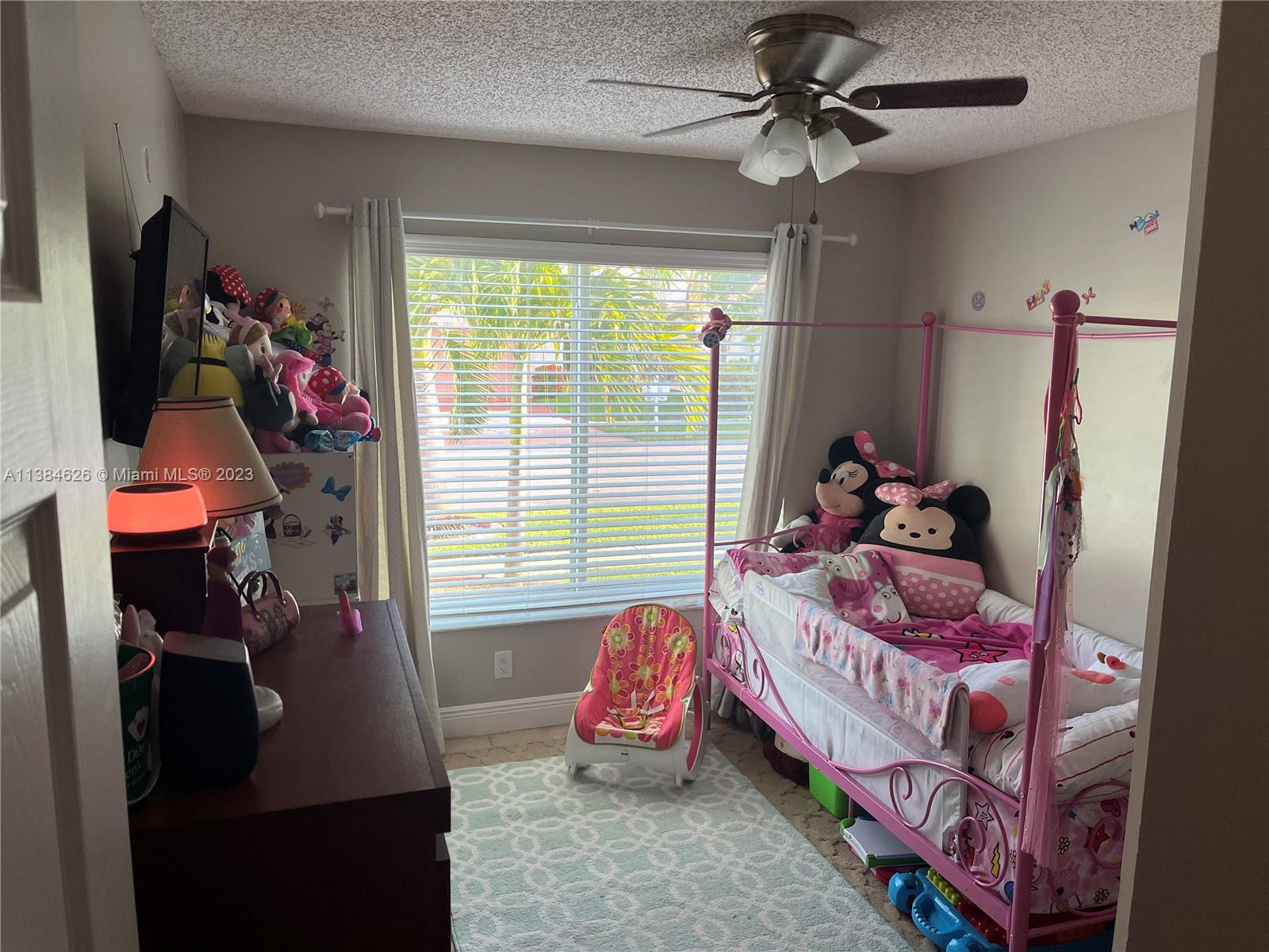 Listing Photo 15