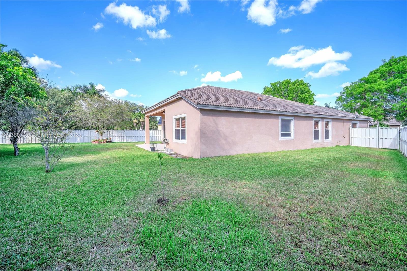 Listing Photo 27