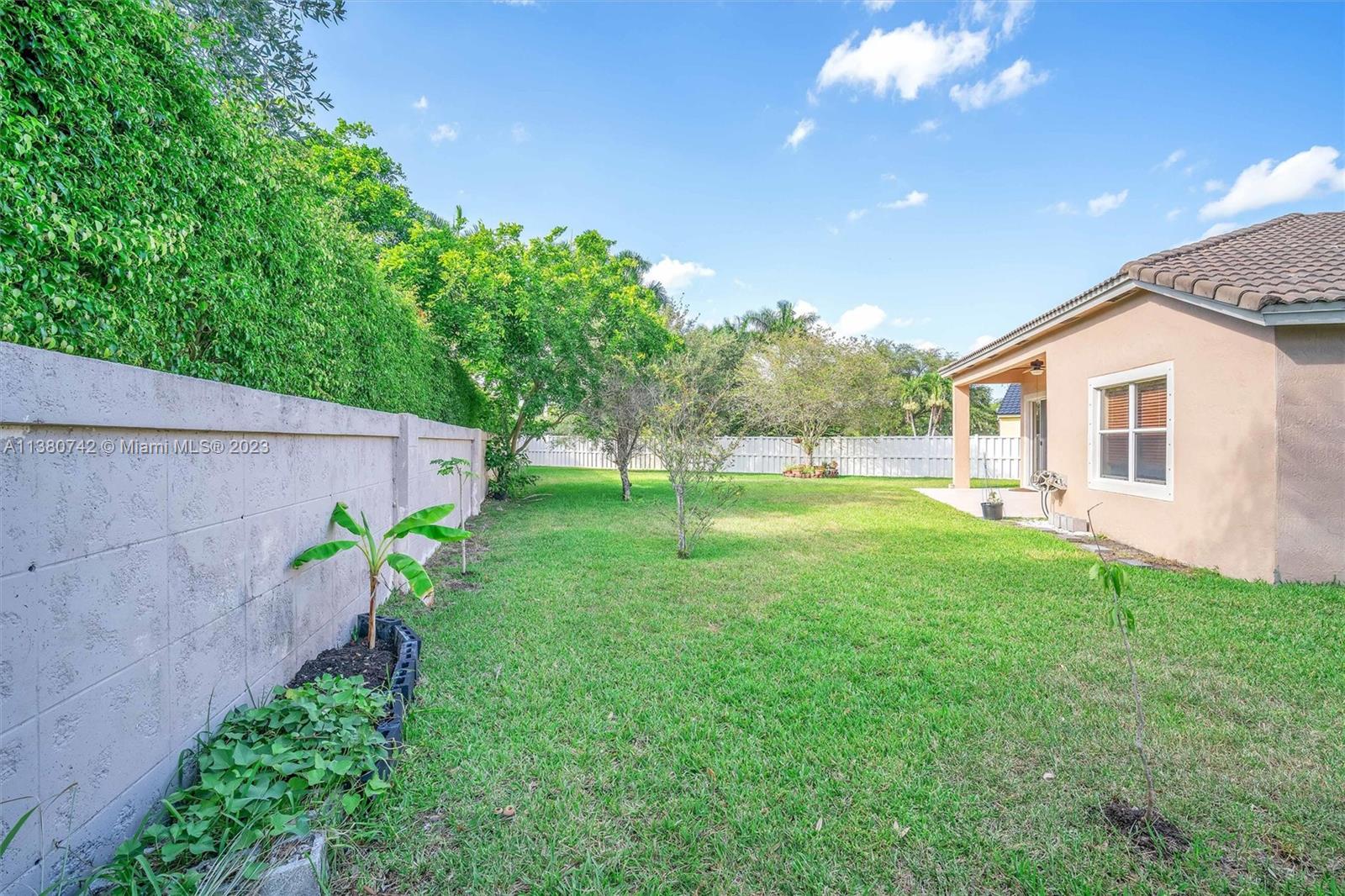 Listing Photo 28