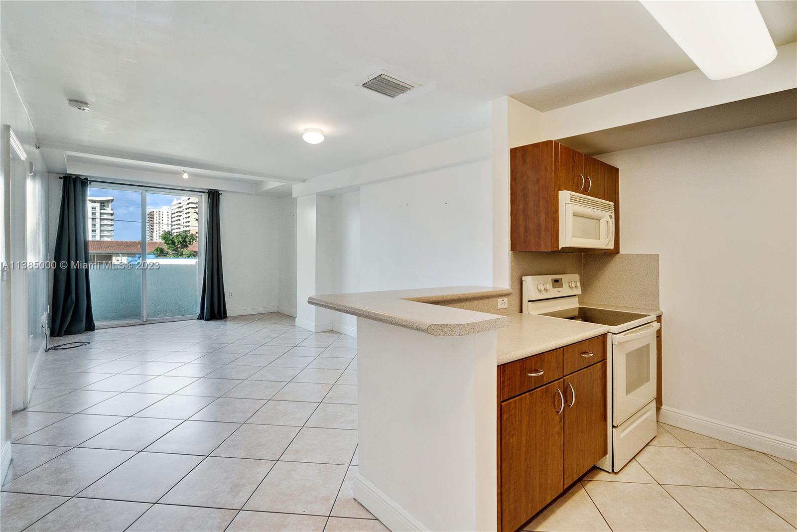 2550 SW 27th Ave #205 For Sale A11385000, FL