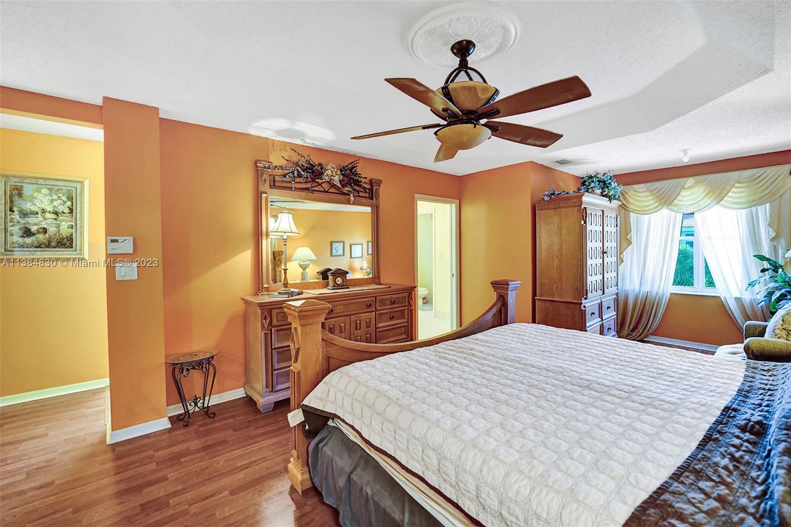 Listing Photo 14