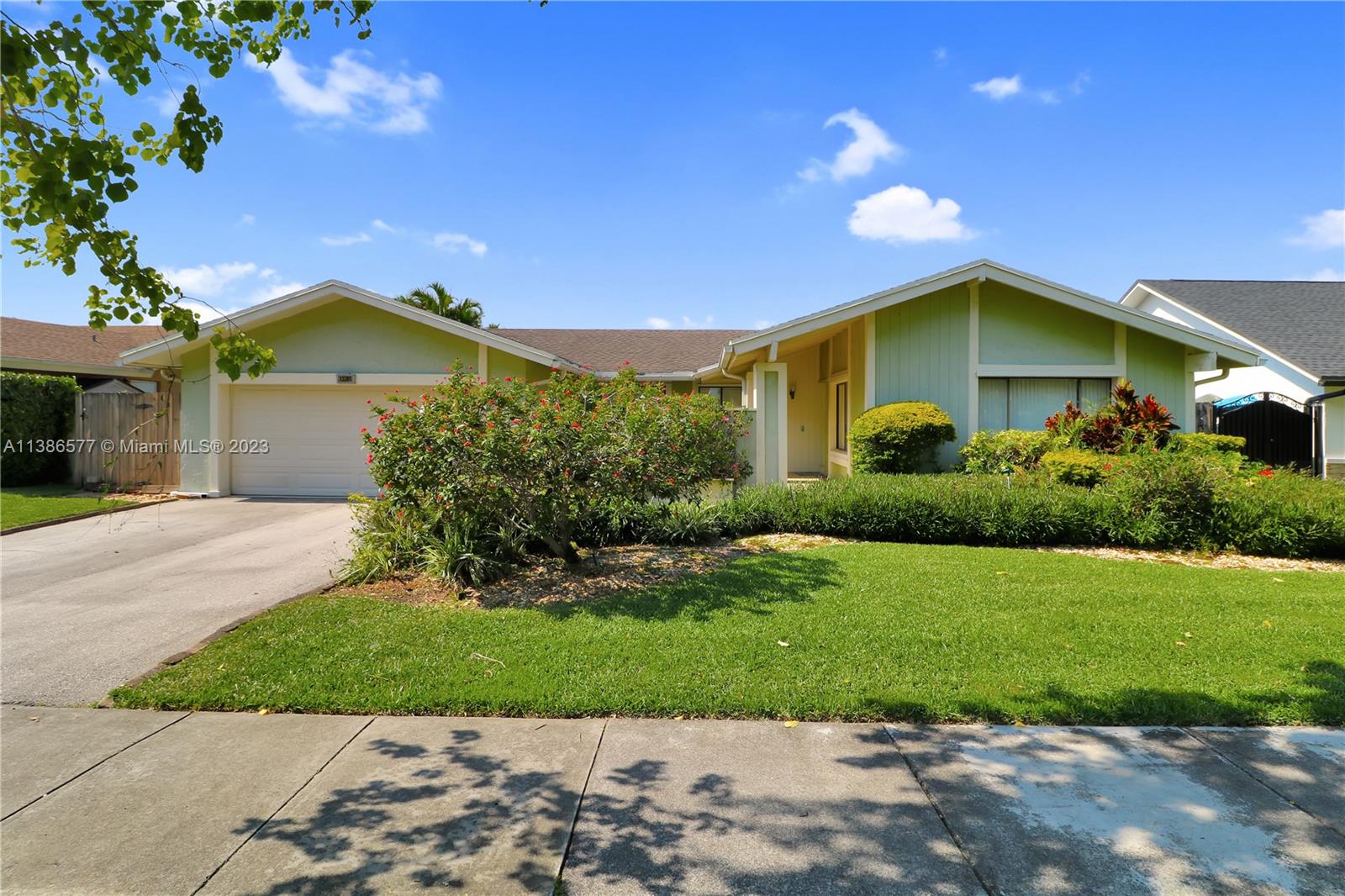 Listing Photo 1