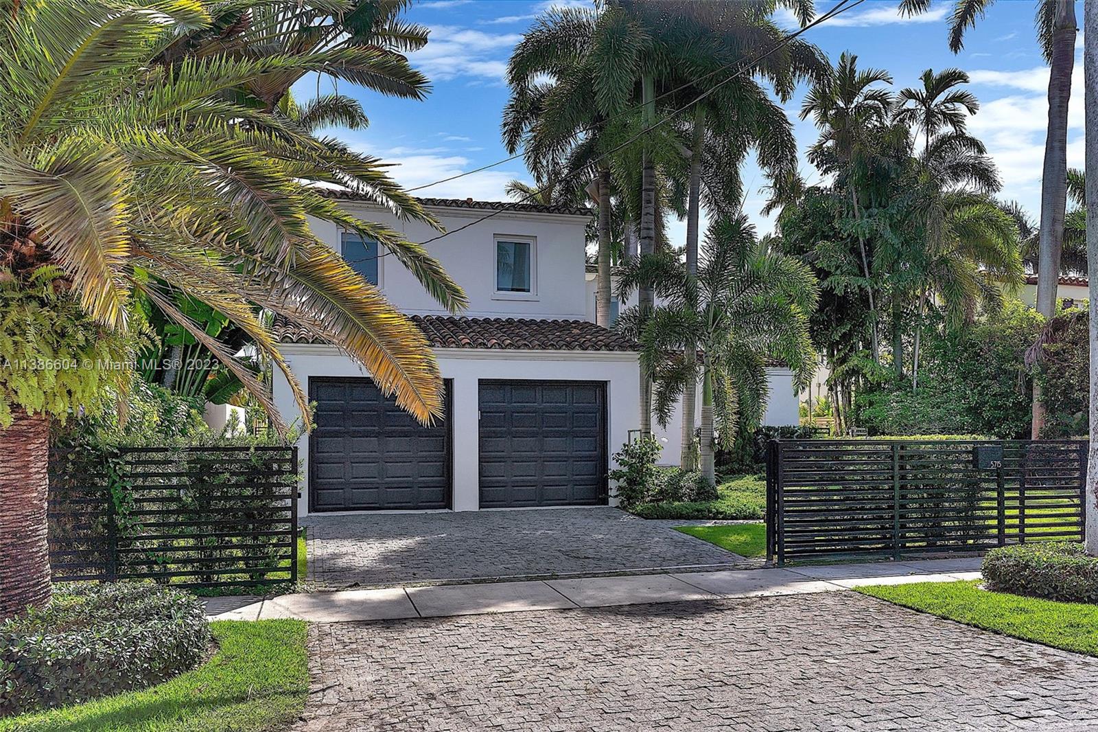 5715 N Bay Rd, Miami Beach, FL 33140